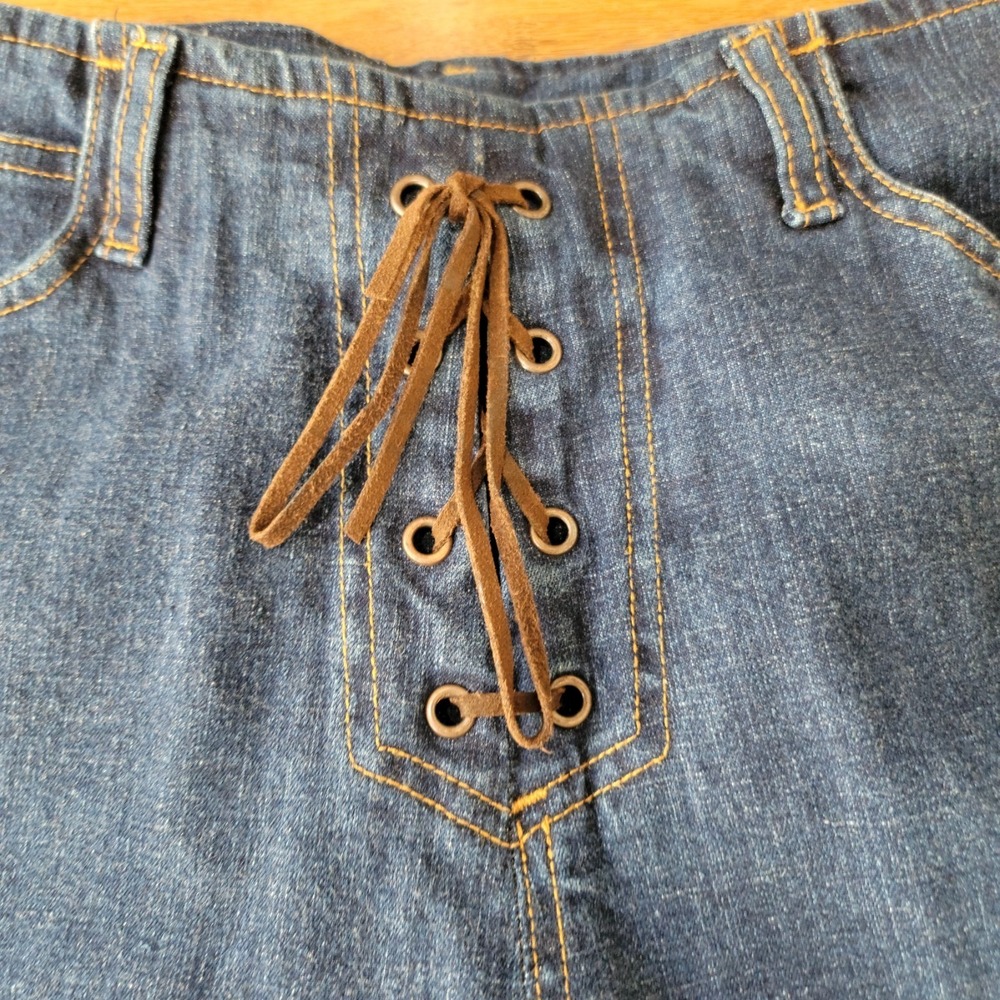 Vintage Y2K Lace Up Jeans Women's Size 31 Flared Leg Embroidered 90s 2000s - Picture 2 of 10